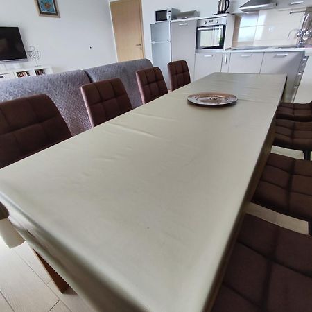 House Natali 70M From The Beach - Free Ev Top Up ريتنا المظهر الخارجي الصورة