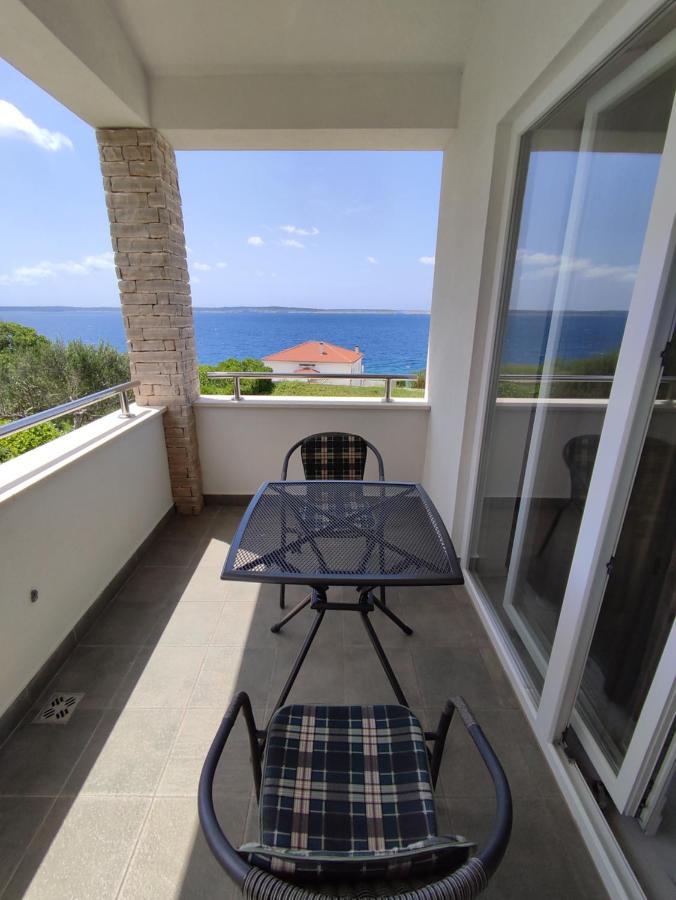 House Natali 70M From The Beach - Free Ev Top Up ريتنا المظهر الخارجي الصورة