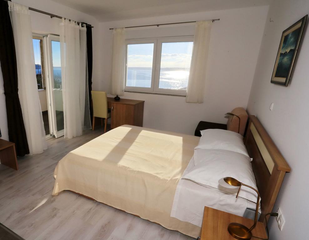 House Natali 70M From The Beach - Free Ev Top Up ريتنا المظهر الخارجي الصورة